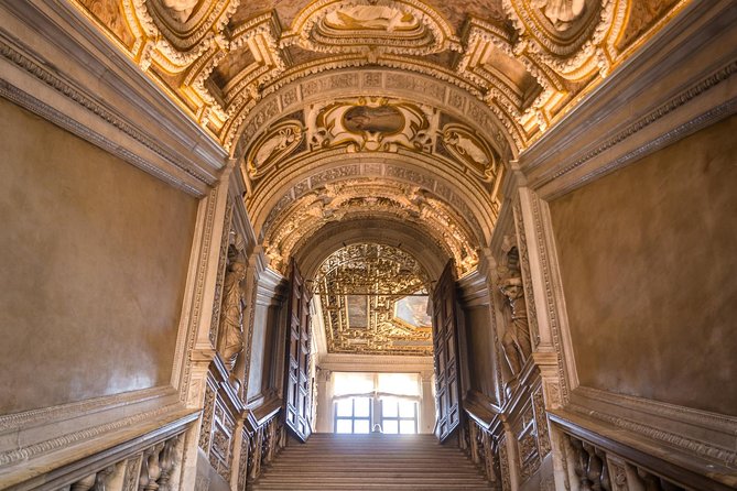 Venices Best: Basilica, Doges Palace, Gondola & Yard Gallery - Uncovering Doges Palace