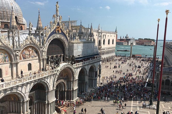 Venice's Hidden History Plus Murano Tour - How to Reach the Meeting Point