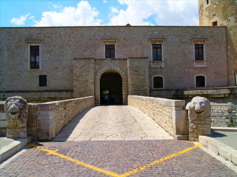 Venosa Tour: Important Roman Places Near Matera - Archaeological Park Details