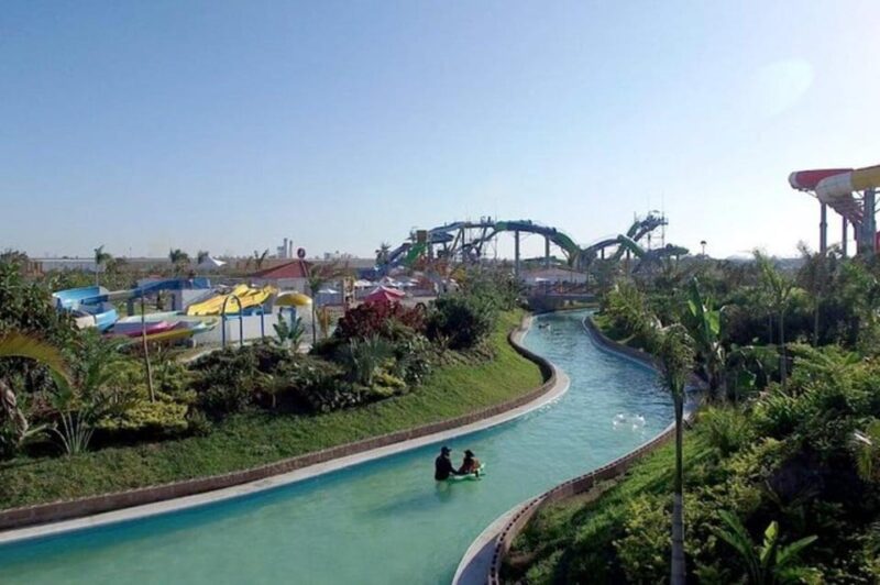 Veracruz: Entrance to the Inbursa Aquatic Park - Park Layout and Navigation