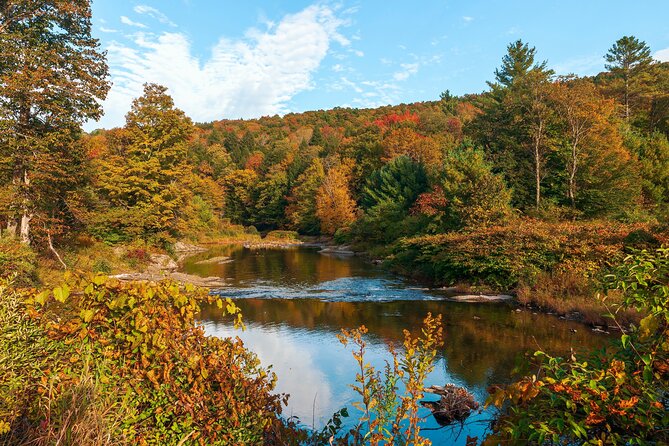 Vermont RT 100 Self Guided Driving Audio Tour - Immerse Yourself in the History and Stories