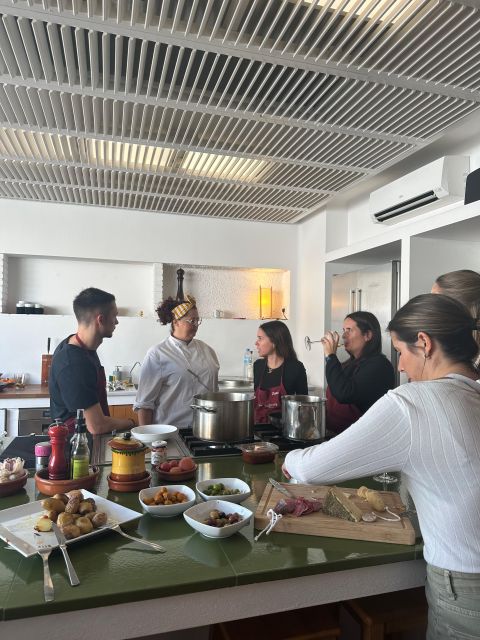 Vermouth and Paella Cooking Class & Private Lunch - Class Details