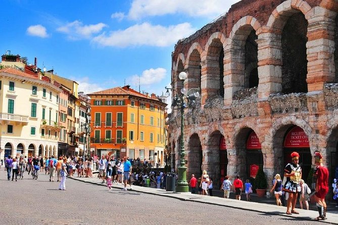 Verona and Lake Garda Day Trip From Bergamo - Exploring Sirmione on Lake Garda