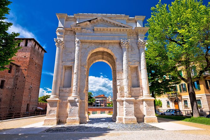 Verona: City Highlights Private Tour - Personalized Guiding Experience