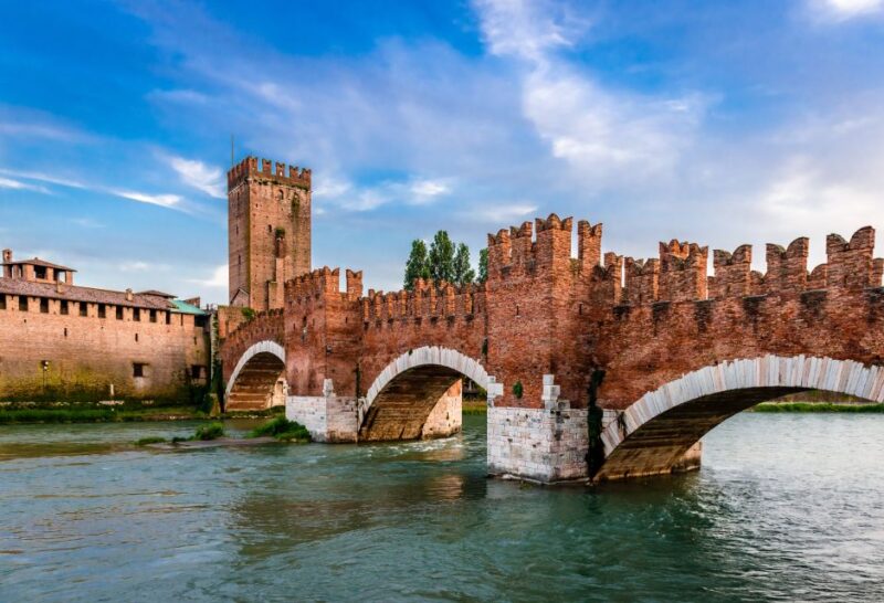 Verona: City Highlights Private Tour - Significance of Architectural Gems