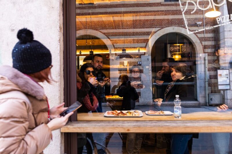Verona: City Highlights & Street Food Walking Tour - What to Bring