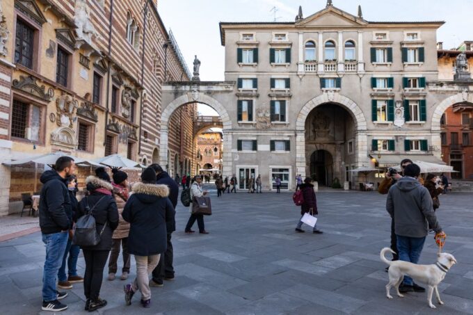 Verona: City Highlights & Street Food Walking Tour - Customer Reviews