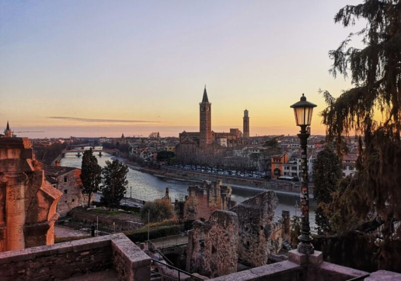 Verona: Essential Verona Private Tour Including Arena - Meeting Point and Accessibility