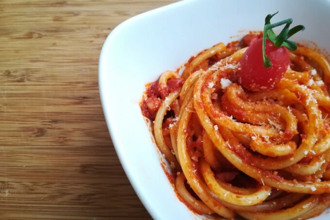 Verona Food Tour With Guide - Traditional Dining Atmosphere