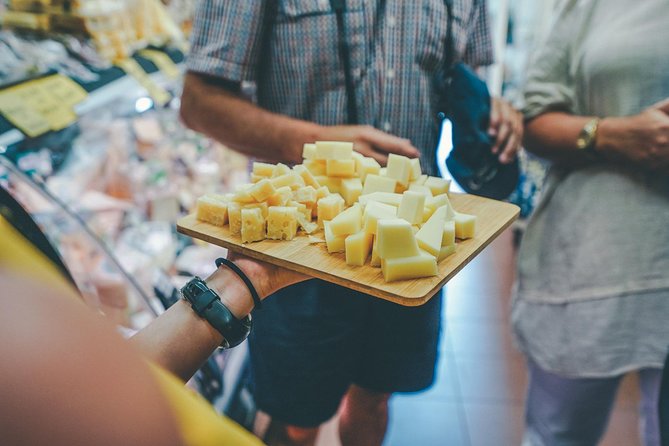 Verona Food & Wine Walking Tour in Small-group - Tour Duration and Accessibility