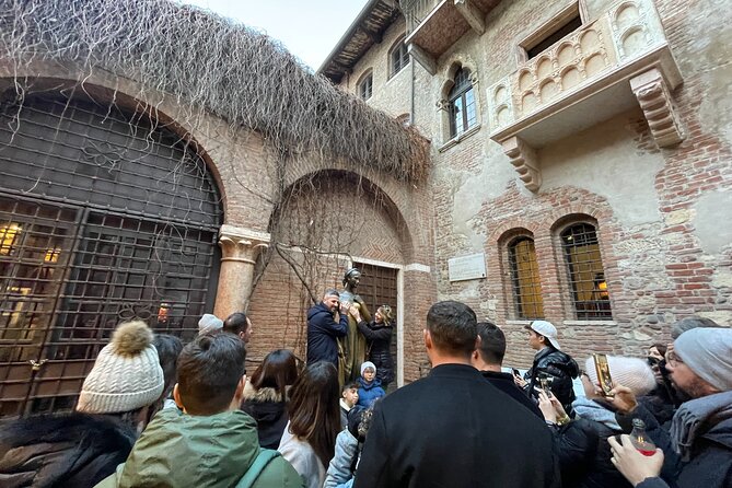 Verona Local Food Tasting and Walking Tour With Cable Car - Accessibility and Group Format