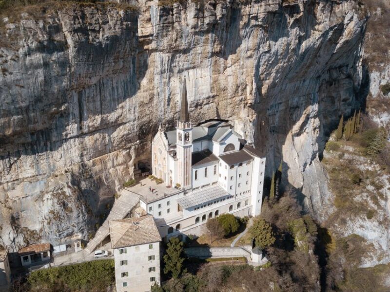 Verona: Madonna Della Corona Sanctuary Walking Tour - Highlights