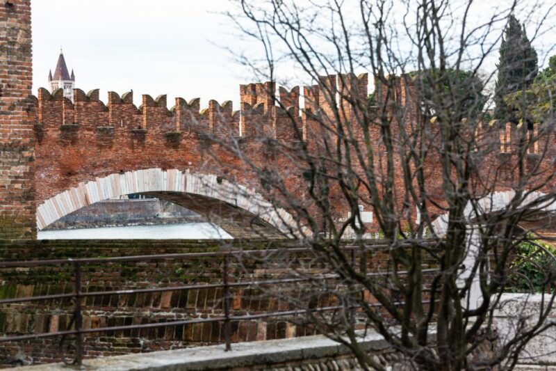 Verona: Night Walking Tour - Sightseeing Stops