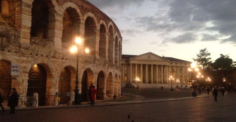 Verona: Private 2-Hour Walking Tour - Key Points