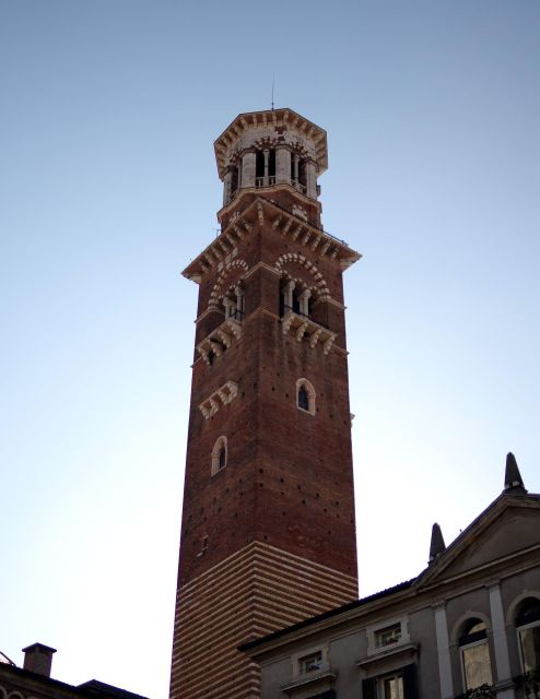 Verona - Private Guided Walking Tour - Exploring Verona Cathedral