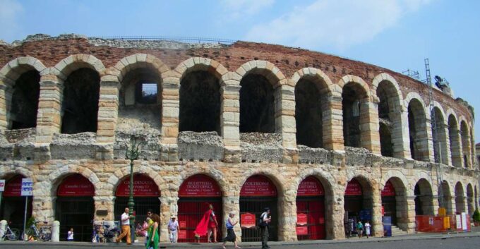 Verona Private Tour: the Place of Lovers - Arena of Verona
