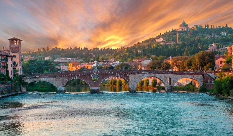 Verona: Romeo and Juliet Guided Walking Tour - Included in the Tour