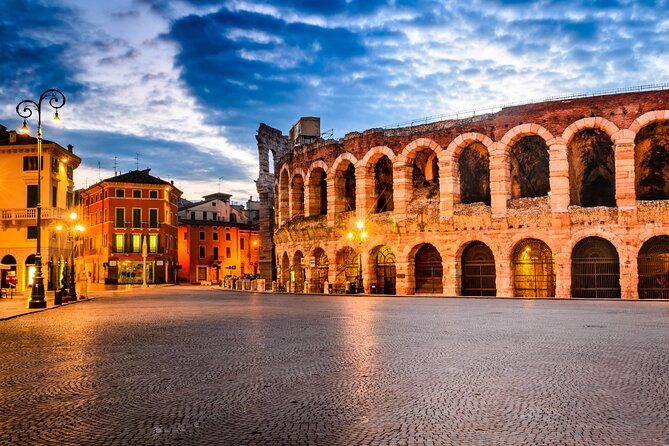 Verona Scavenger Hunt and Highlights Self-Guided Tour - Scavenger Hunt Objectives