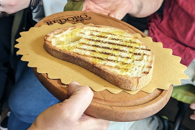 Verona: Self-Guided Food Tasting & Sightseeing Tour - Historical Landmarks