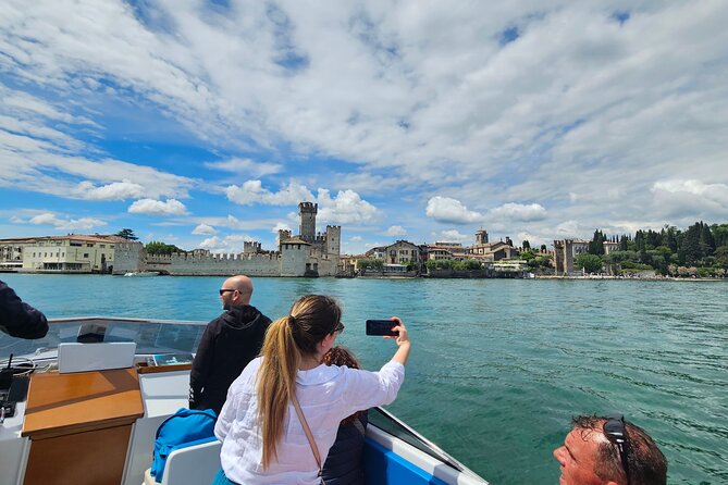 Verona, Sirmione and Lake Garda Tour With Boat Cruise From Milan - Tour Guide Highlights
