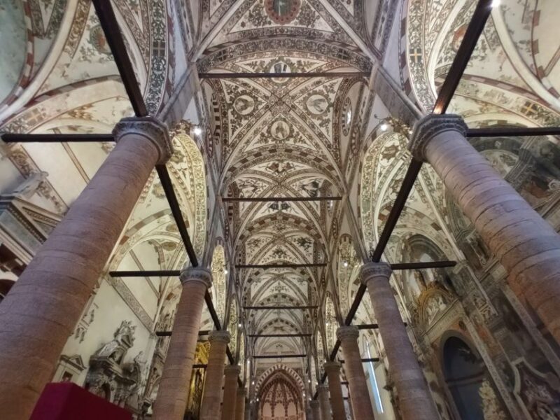 Verona: Small Group Guided Walking Tour With Arena Tickets - Meeting Point and Important Information