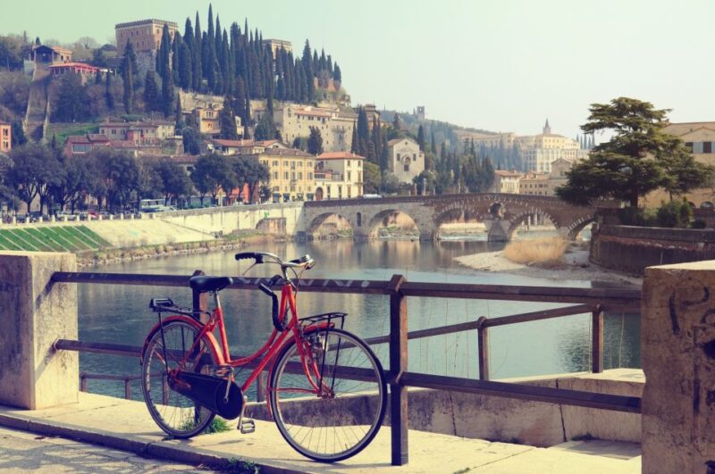 Verona: Small-Group Walking Tour - What to Expect