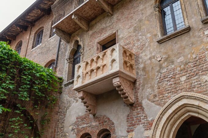 Verona: Walking City Highlights Tour - Frequently Asked Questions