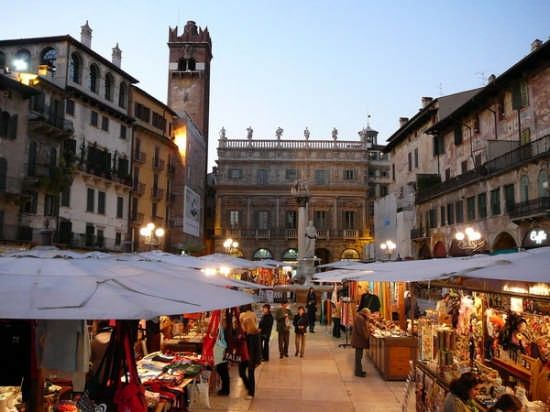 Verona: Walking Tour of Historical Center - Key Points