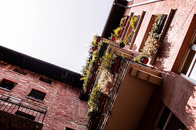 Verona: Welcome Private Tour W/ a Local - Verona Highlights