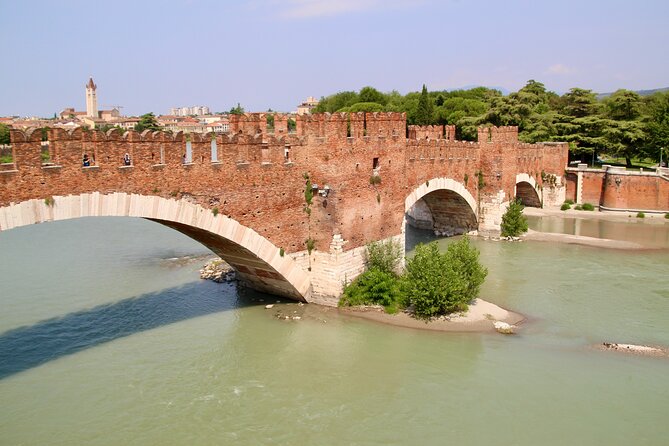 Verona: Welcome Private Tour W/ a Local - Memorable Experiences