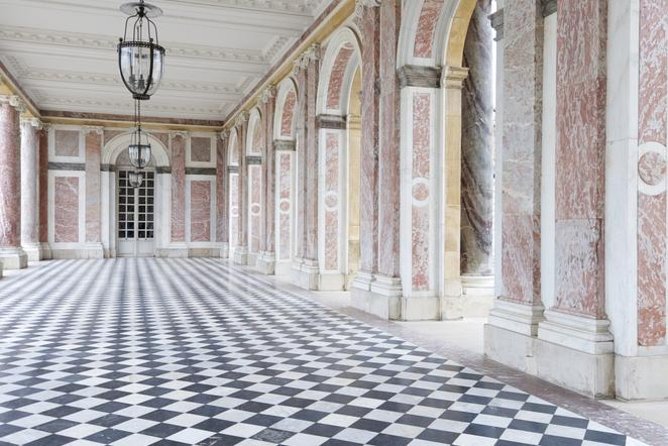 Versailles Best of Domain Skip-The-Line Access Day Tour With Lunch From Paris - Meeting and Pickup