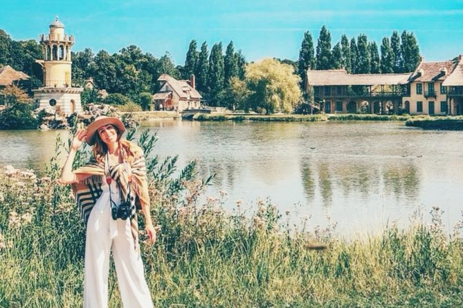 Versailles Bike Tour With Market, Gardens & Guided Palace Tour - Biking the Palace Grounds
