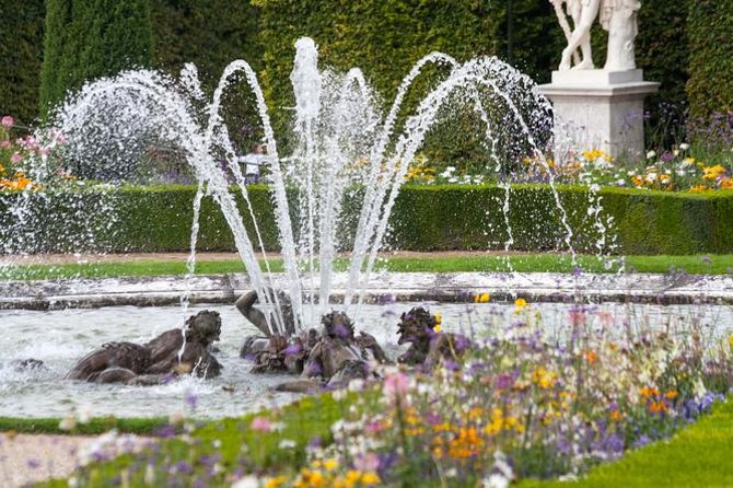Versailles Château & Gardens Walking Tour From Paris by Train - Key Tour Details