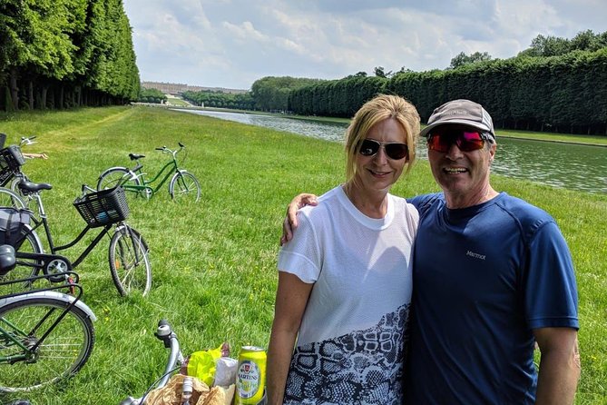 Versailles Domain Bike Tour With Palace Entry by Train From Paris - Exploring Marie Antoinettes Hamlet