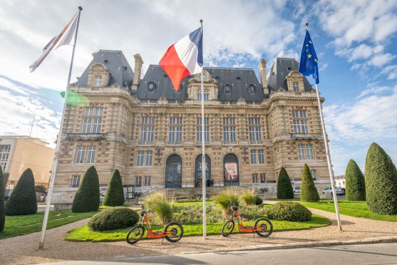 Versailles: Electric Scooter Rental - Electric Scooter Safety Briefing