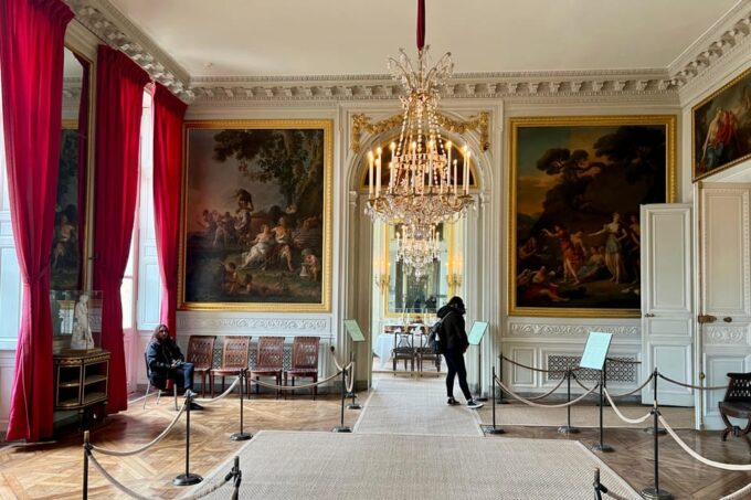 Versailles, Gardens, and Exclusive Kings Apartments Tour - Frequently Asked Questions