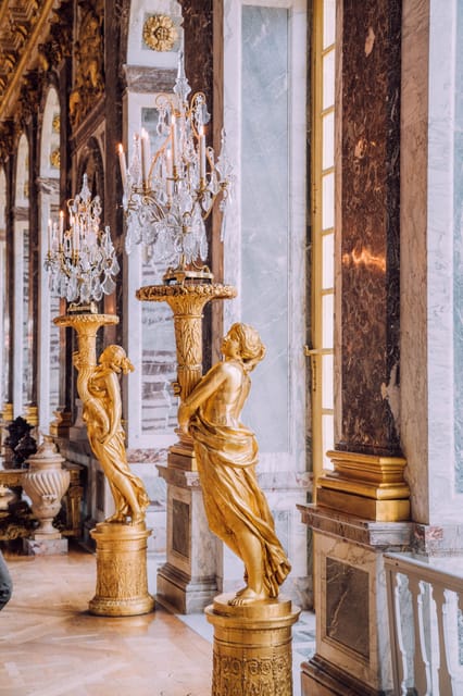 Versailles: Horse-riding, Gastronomy & Castle - Exploring the Palace of Versailles