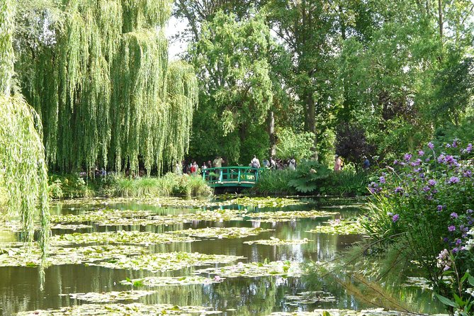 Versailles Palace and Giverny Monet House Guided Visit With Lunch From Paris - 3-Course Lunch by the Epte River