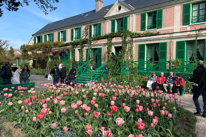 Versailles Palace and Giverny Private Guided Tour From Paris - Tour Details
