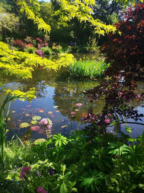 Versailles Palace and Giverny Private Guided Tour From Paris - Important Information