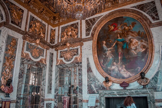 Versailles Palace Classic Guided Tour - Exploring Versailles Gardens