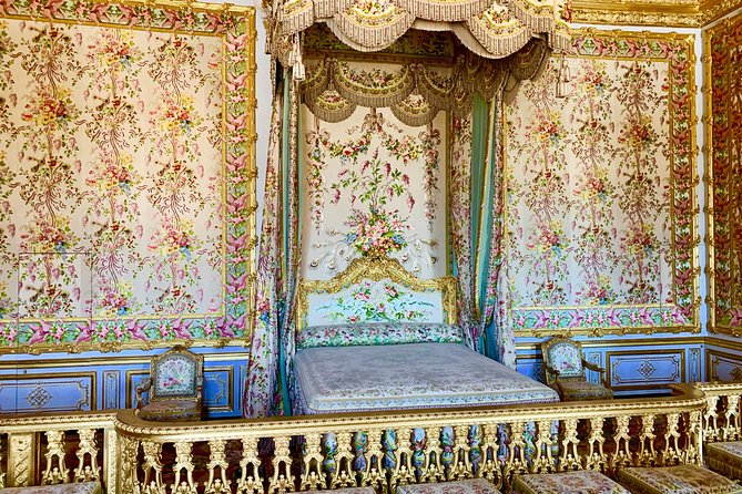 Versailles Palace & Gardens Audio Tour - Private Transportation - Skip-the-Line Admission