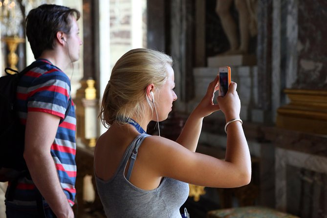 Versailles Palace Guided Tour & Gardens Option From Versailles - Exploring the Palace