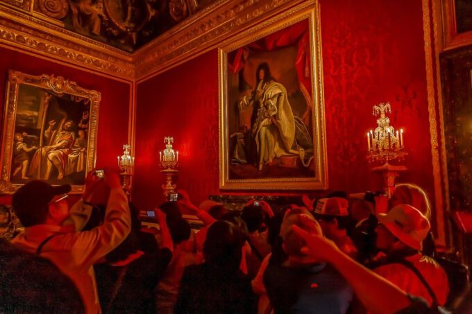 Versailles: Palace of Versailles Skip-the-Line Guided Tour - Exploring the State Apartments and Iconic Rooms