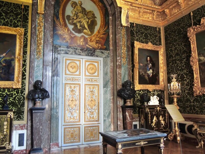 Versailles Palace: Skip-the-Line Exclusive Tour - Tour Experience and Highlights