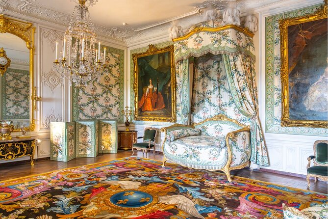 Versailles Palace Timed Entrance Ticket With Audio Tour - Preparing for Your Visit