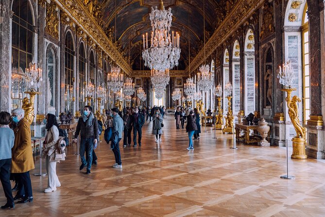 Versailles Place With Whole Estate and Audio Guide - Temporary Exhibitions