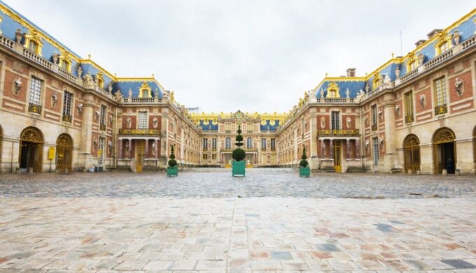 Versailles: Private Half-Day Guided Tour From Paris - Booking and Cancellation