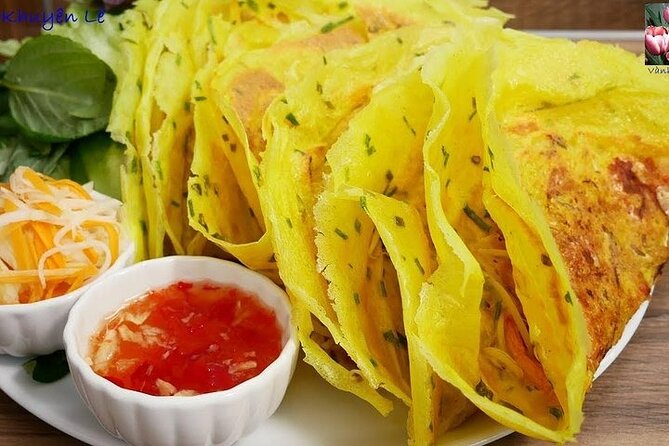 Vespa Female Ao Dai Riders Night Street Food + Train Street Tour - Reviews and Awards