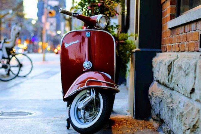 Vespa Motorcycle Rental in Florence - Solo or Shared Riding